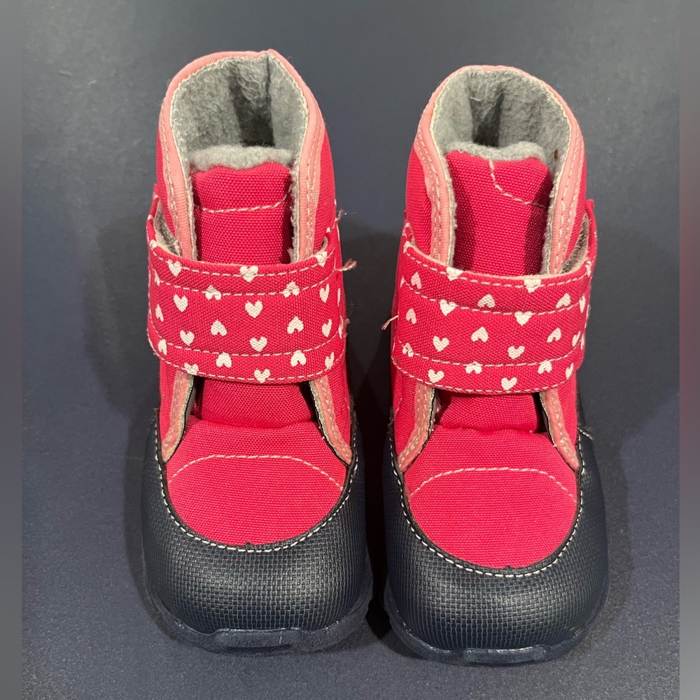See Kai Run boots size 8